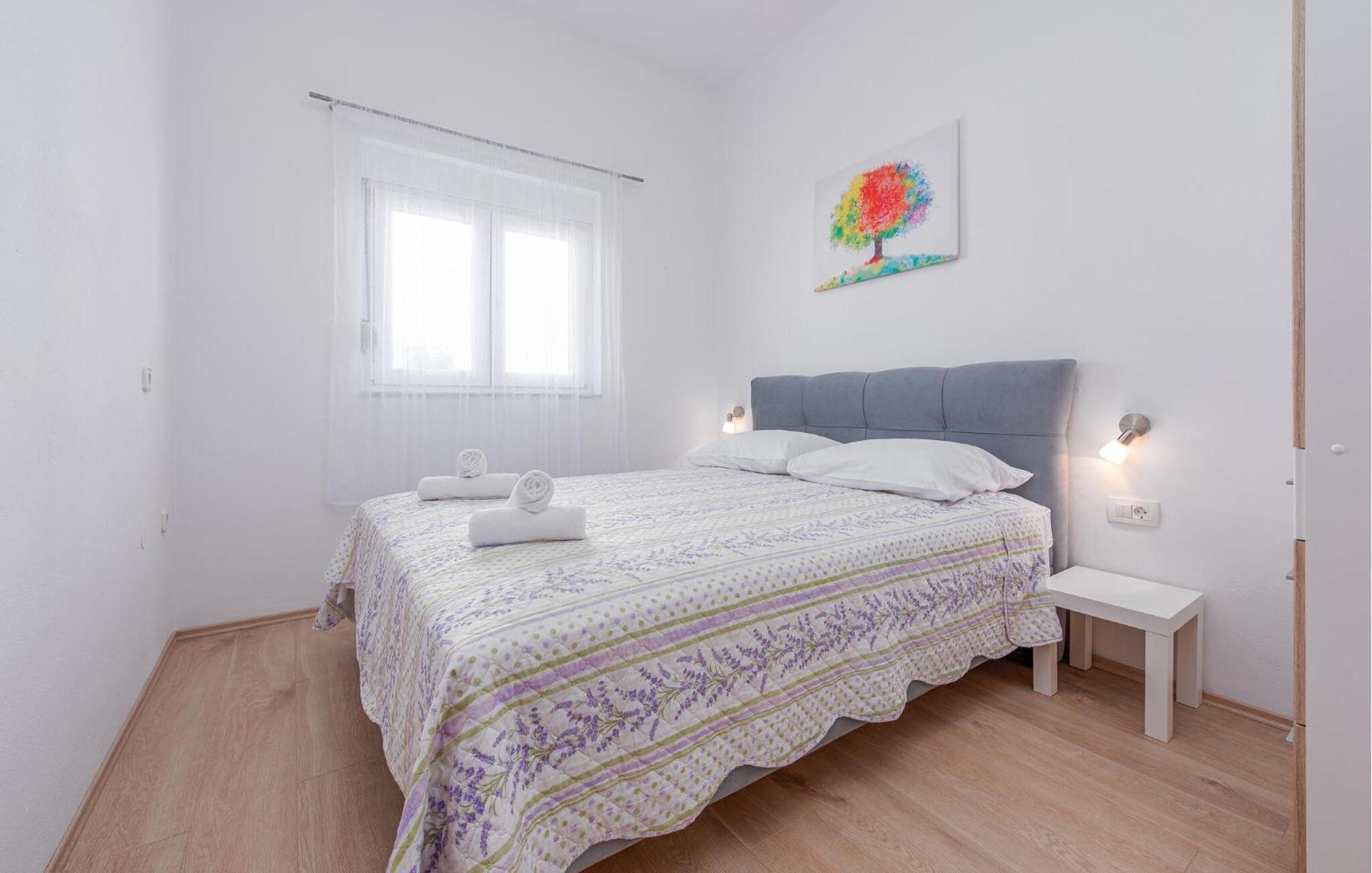 Beautiful Apartment In Maslenica With Kitchen Luaran gambar