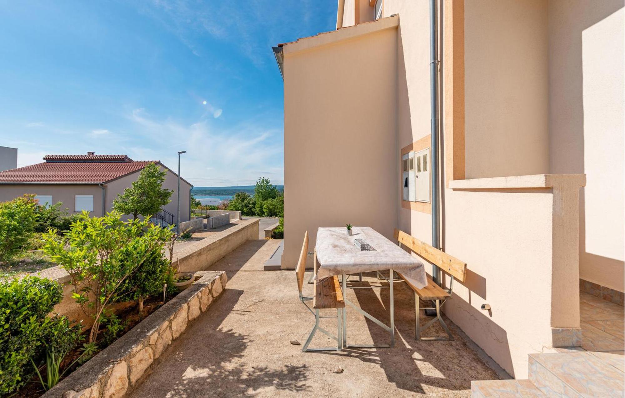 Beautiful Apartment In Maslenica With Kitchen Luaran gambar
